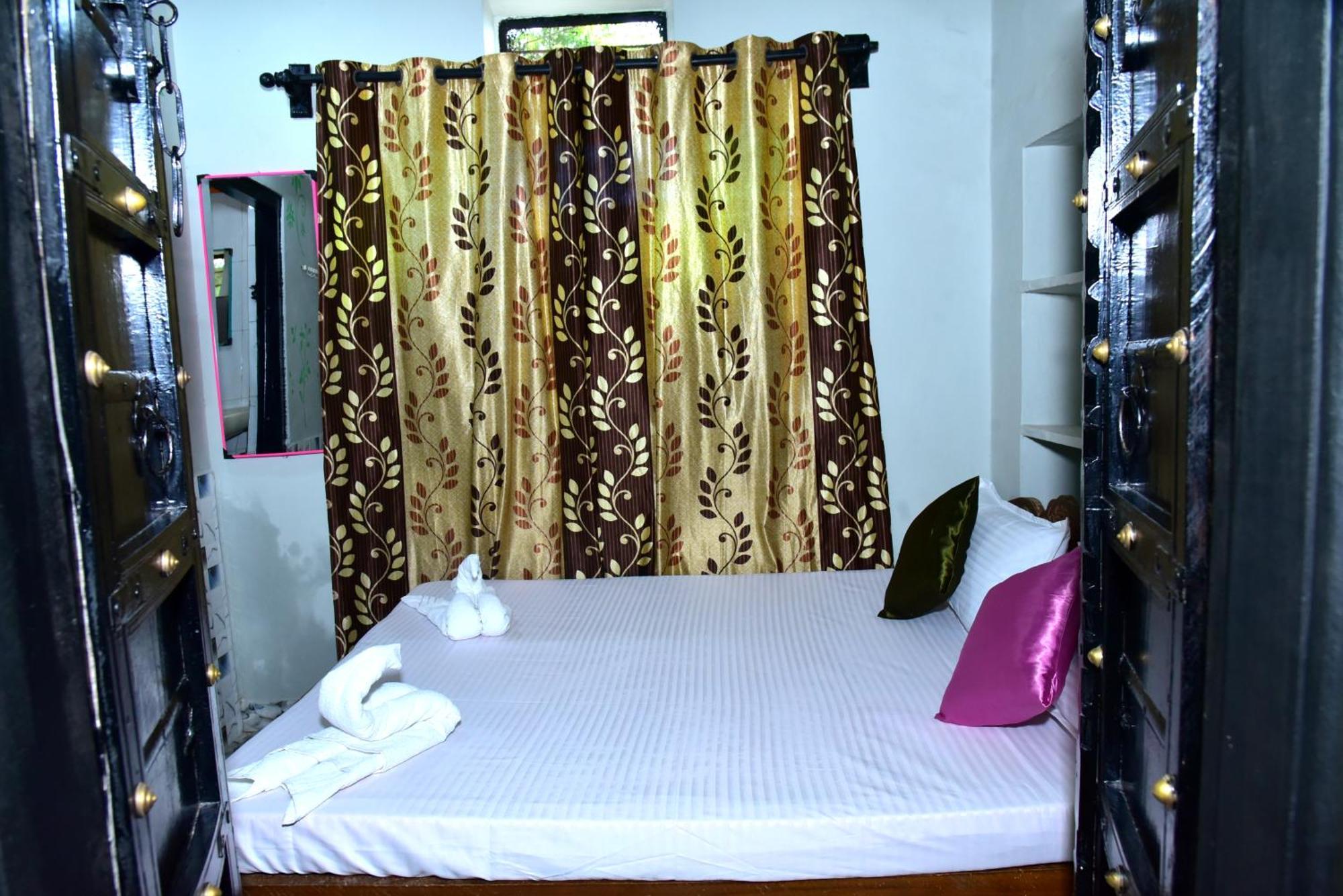 Hotel Moon Light Pushkar Zimmer foto